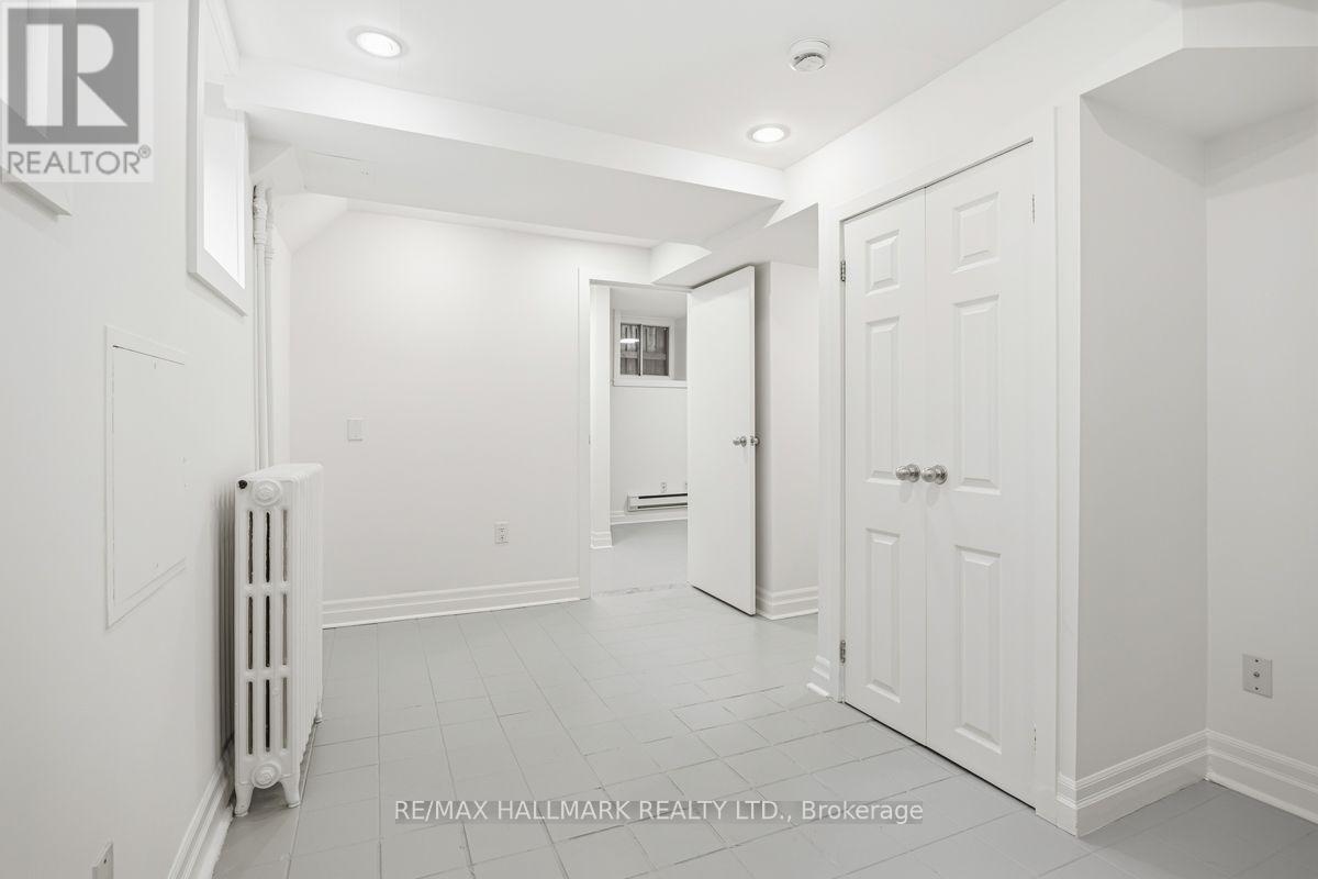 Lower - 483 Parkside Drive, Toronto, Ontario  M6R 2Z9 - Photo 21 - W13791504
