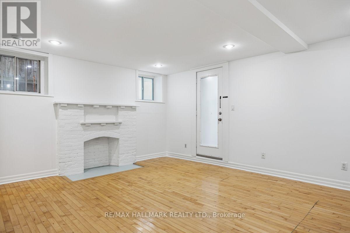 Lower - 483 Parkside Drive, Toronto, Ontario  M6R 2Z9 - Photo 3 - W13791504