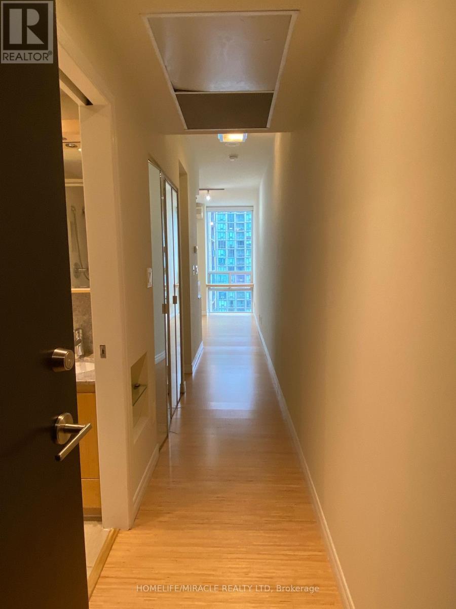 2606 - 3504 Hurontario Street, Mississauga, Ontario  L5B 0B9 - Photo 2 - W13791540