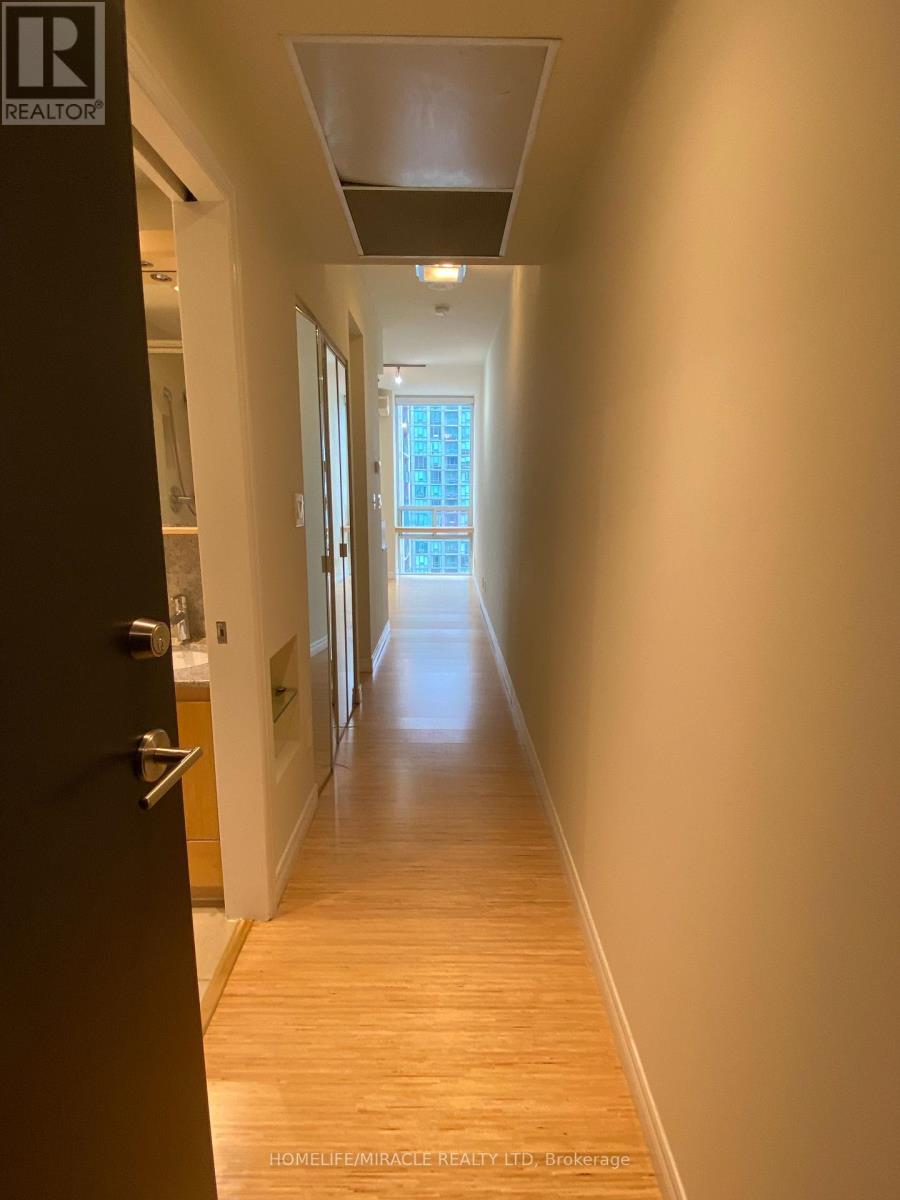 2606 - 3504 Hurontario Street, Mississauga, Ontario  L5B 0B9 - Photo 3 - W13791540