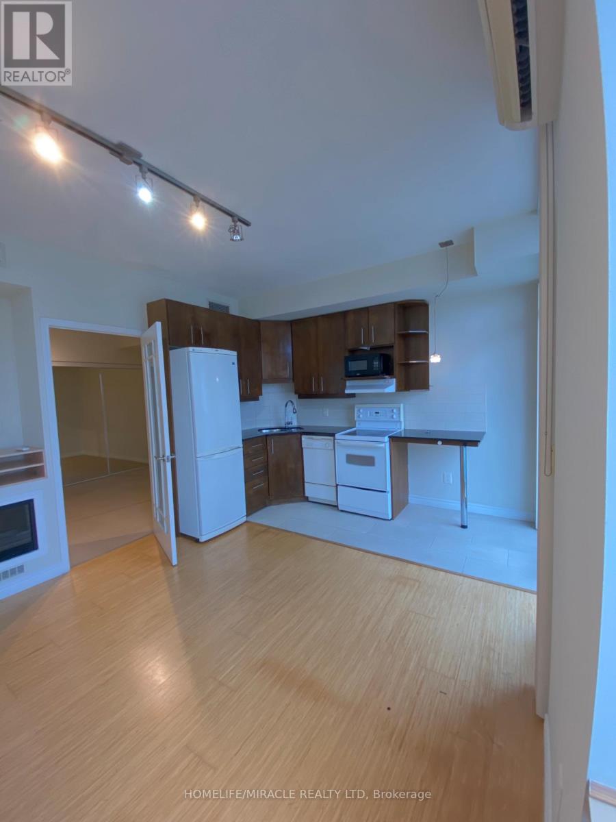 2606 - 3504 Hurontario Street, Mississauga, Ontario  L5B 0B9 - Photo 7 - W13791540