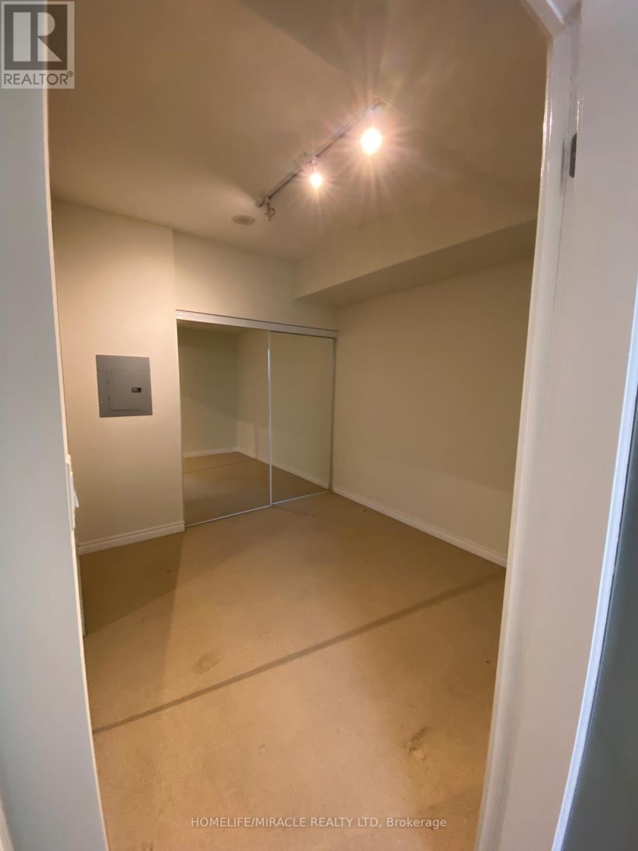 2606 - 3504 Hurontario Street, Mississauga, Ontario  L5B 0B9 - Photo 9 - W13791540