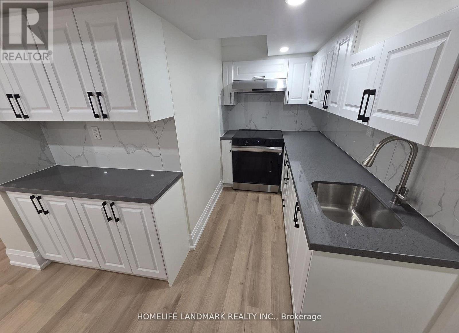 Bastment - 1414 Wellwood Terrace, Milton, Ontario  L9E 1V1 - Photo 5 - W13791618