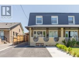4 FENNIMORE CRESCENT, Toronto, Ontario