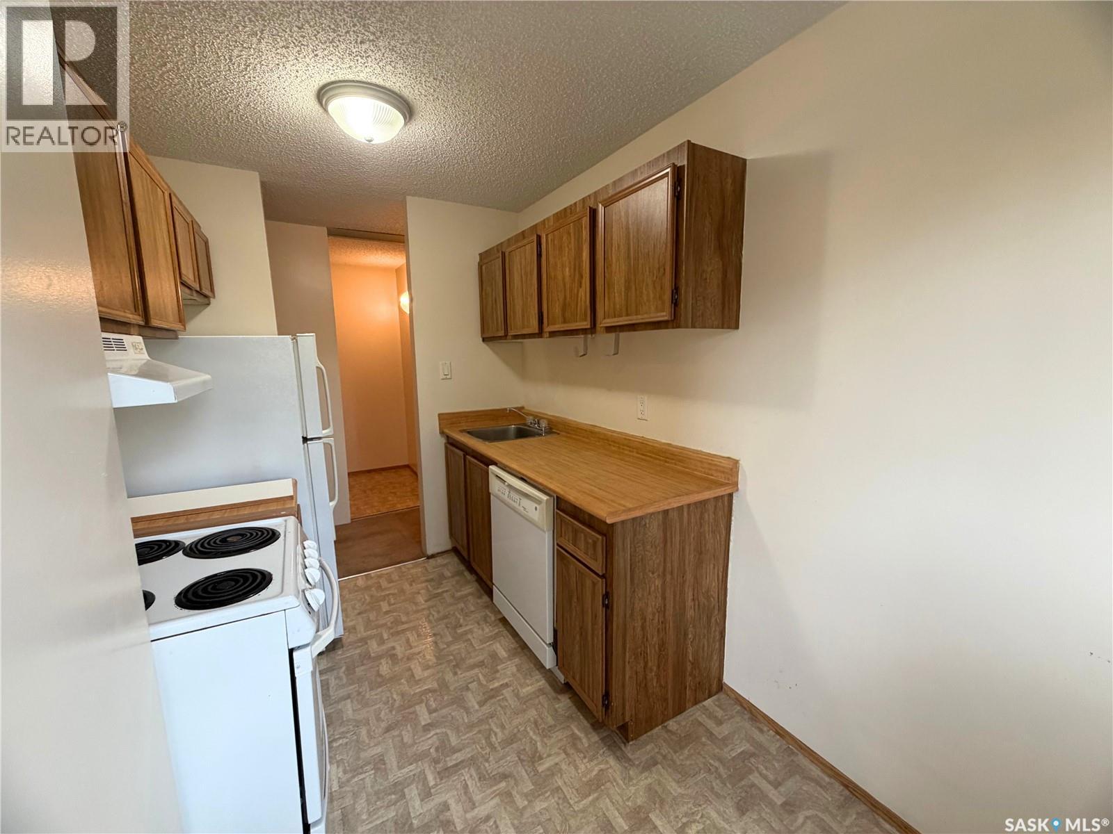 202 15 Alport Crescent, Regina, Saskatchewan  S4R 8C6 - Photo 5 - SK048486