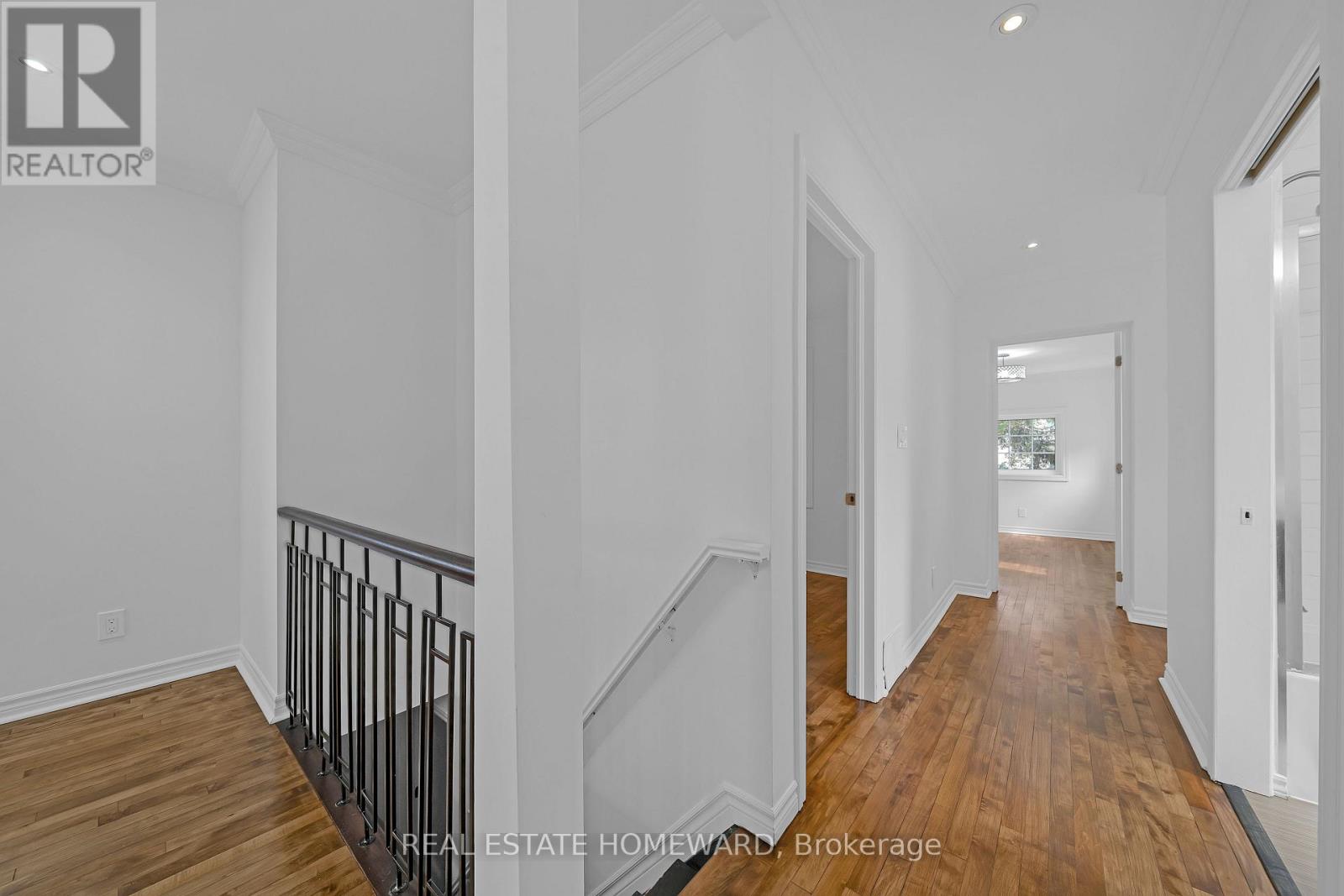 57 Valhalla Boulevard, Toronto, Ontario  M1N 3B4 - Photo 7 - E13789880