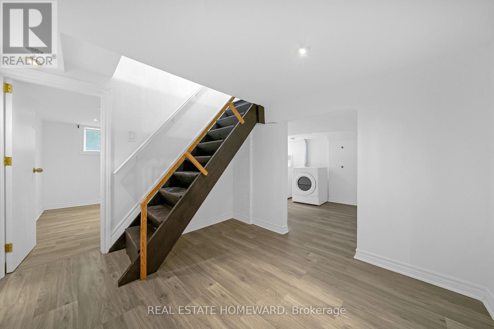 57 Valhalla Boulevard, Toronto, Ontario  M1N 3B4 - Photo 11 - E13789880