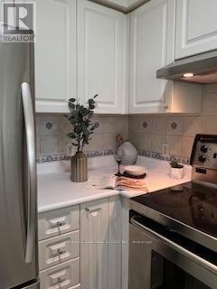 Ph101 - 11 Lee Centre Drive, Toronto (Woburn), Ontario  M1H 3J5 - Photo 7 - E13718246