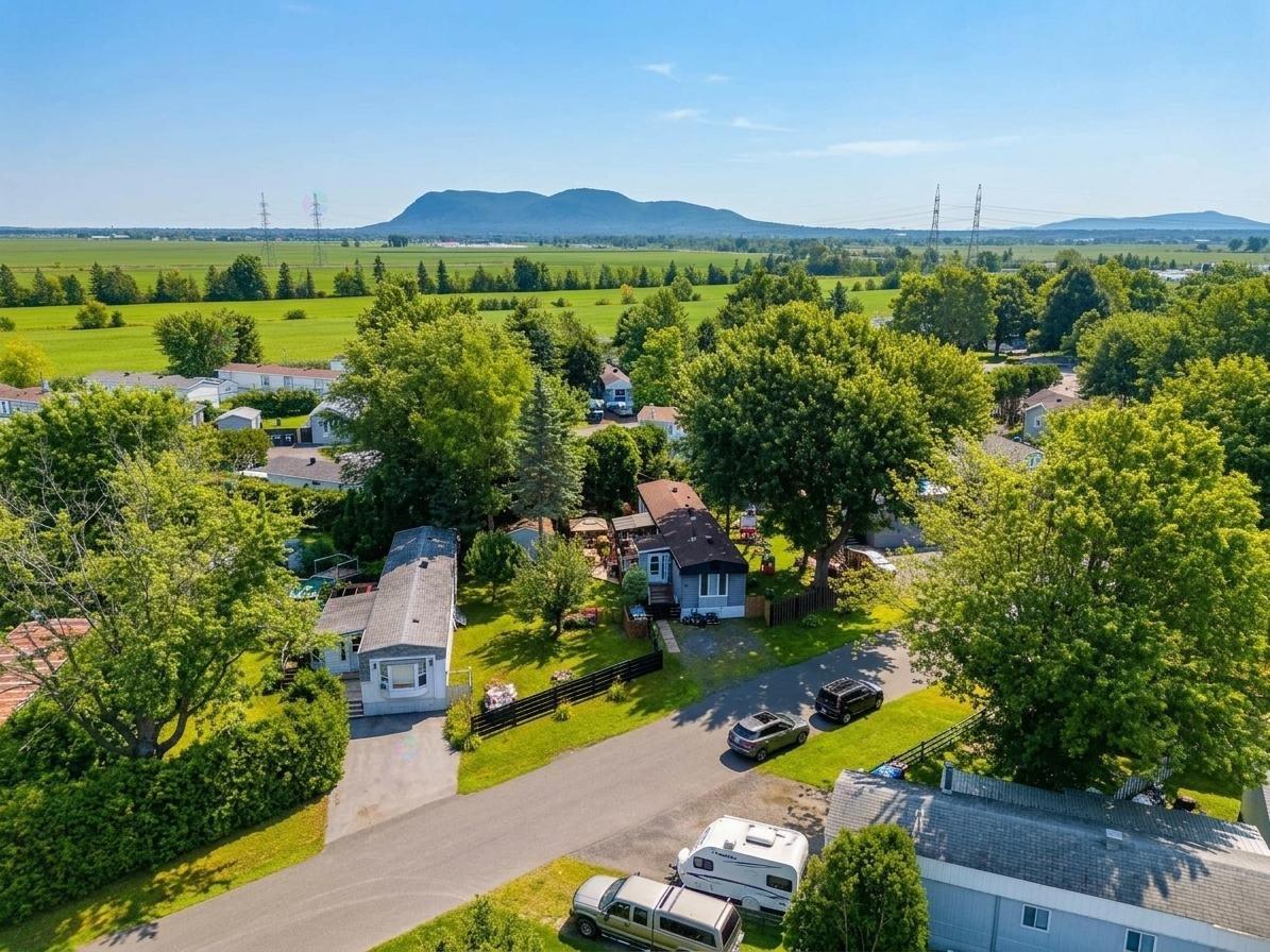 16 Rue Richard Saint-Basile-le-Grand Quebec Canada J3N1A5 2