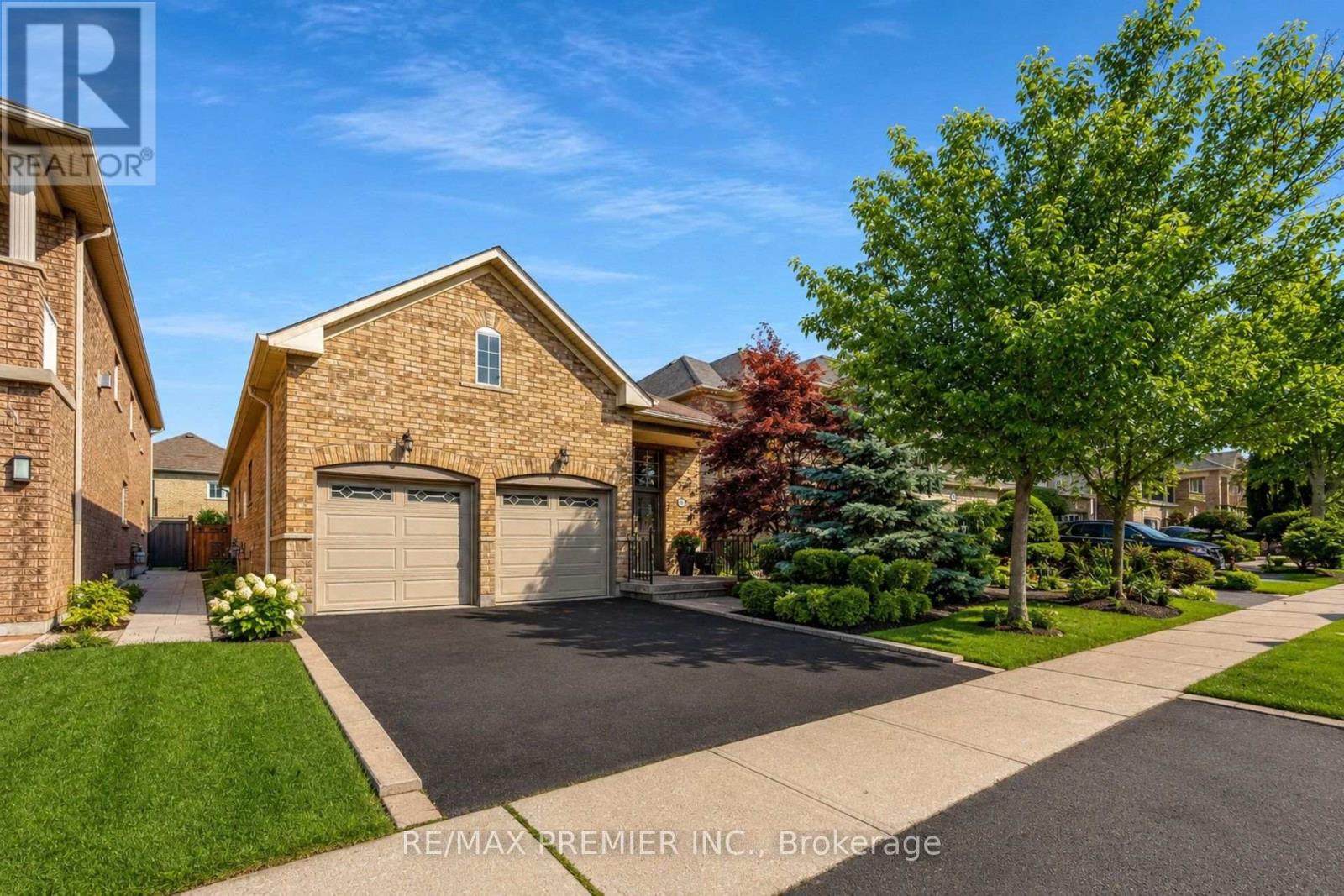 146 South Belair Drive, Vaughan, Ontario  L4H 2N5 - Photo 3 - N13737956