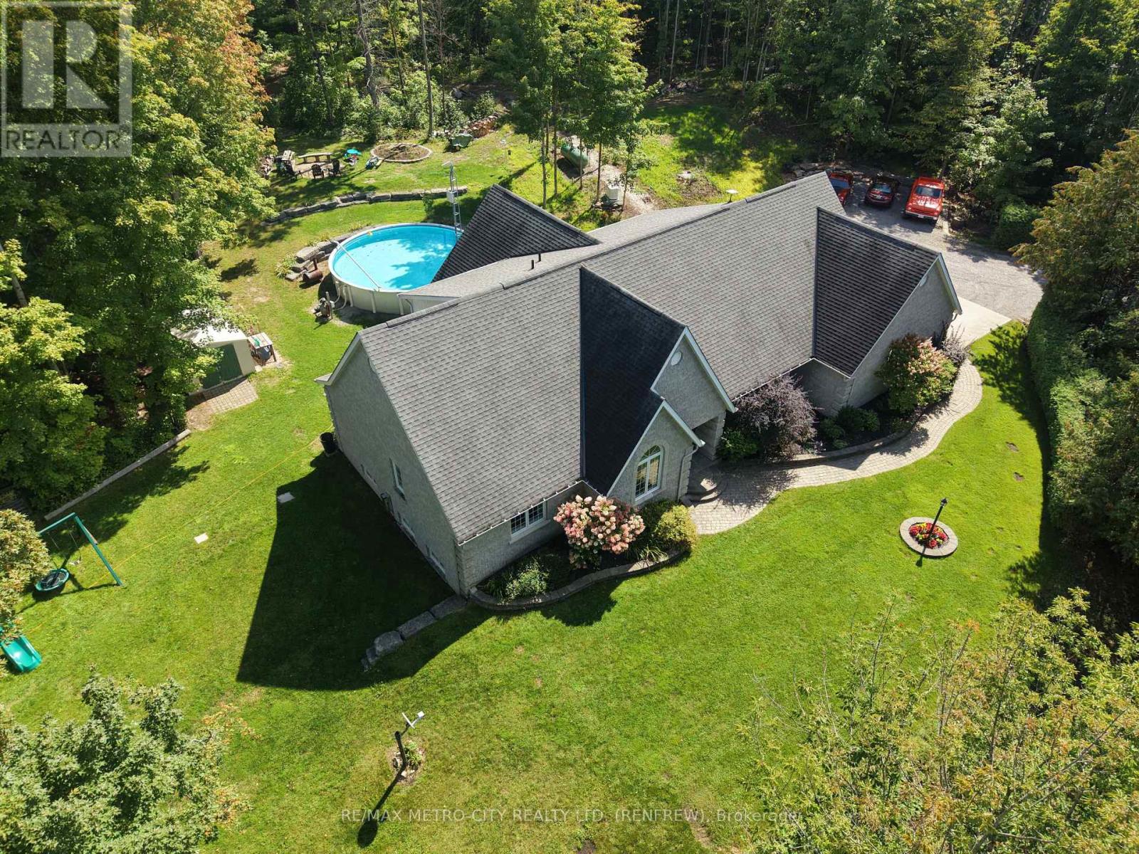 2069 Highway 132 Highway, Admaston/bromley, Ontario  K7V 3Z7 - Photo 4 - X13765908