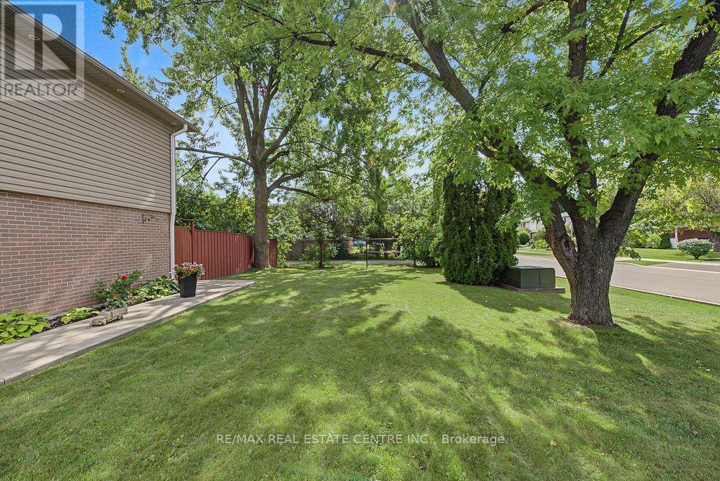 276 Bartley Bull Parkway, Brampton, Ontario  L6W 2L3 - Photo 40 - W13788650