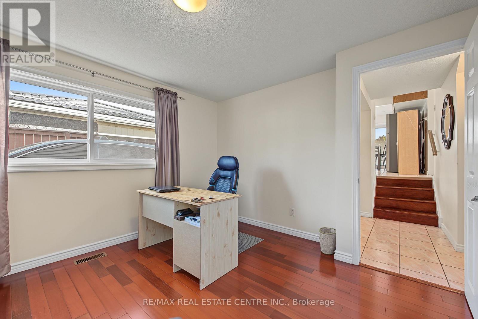 276 Bartley Bull Parkway, Brampton, Ontario  L6W 2L3 - Photo 9 - W13788650