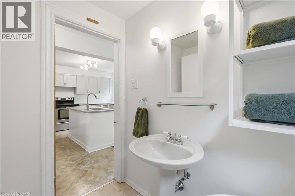 166 Emerald Street S, Hamilton, Ontario  L8N 2V7 - Photo 17 - 40863939
