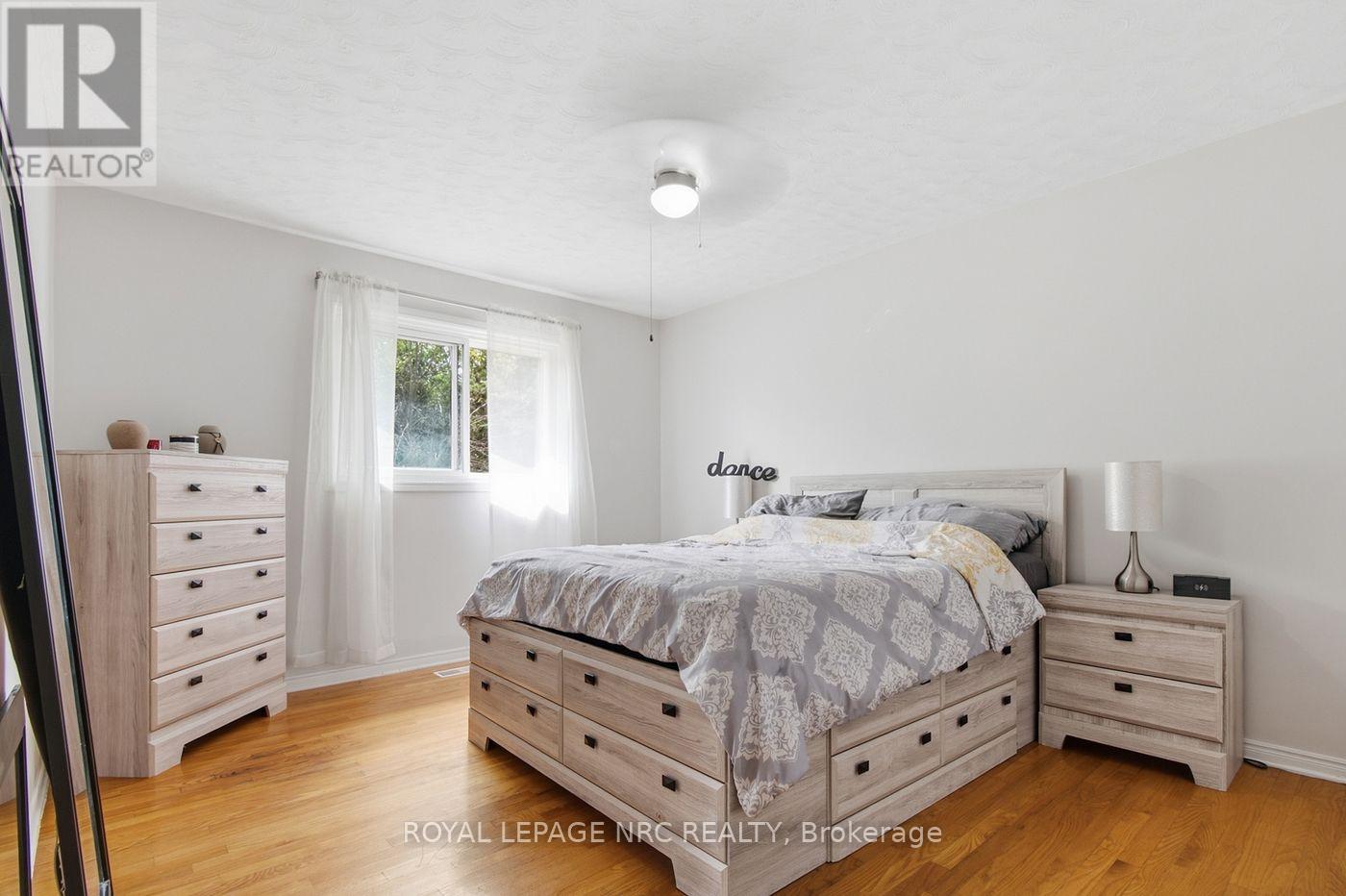 39 West Farmington Drive, St. Catharines, Ontario  L2S 3S3 - Photo 17 - X13791344