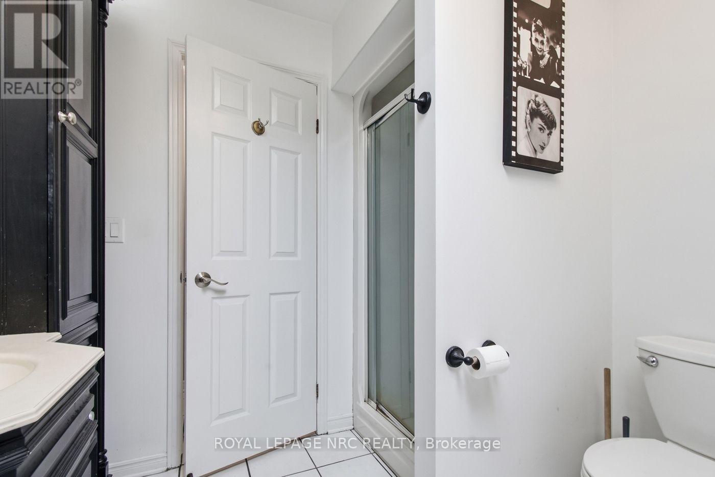 39 West Farmington Drive, St. Catharines, Ontario  L2S 3S3 - Photo 21 - X13791344