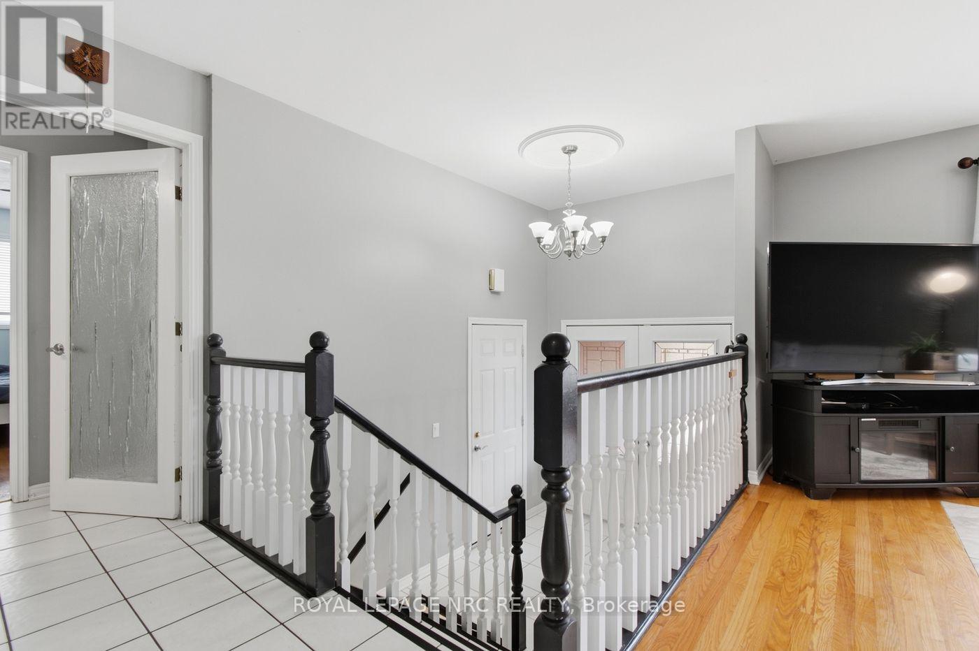 39 West Farmington Drive, St. Catharines, Ontario  L2S 3S3 - Photo 22 - X13791344