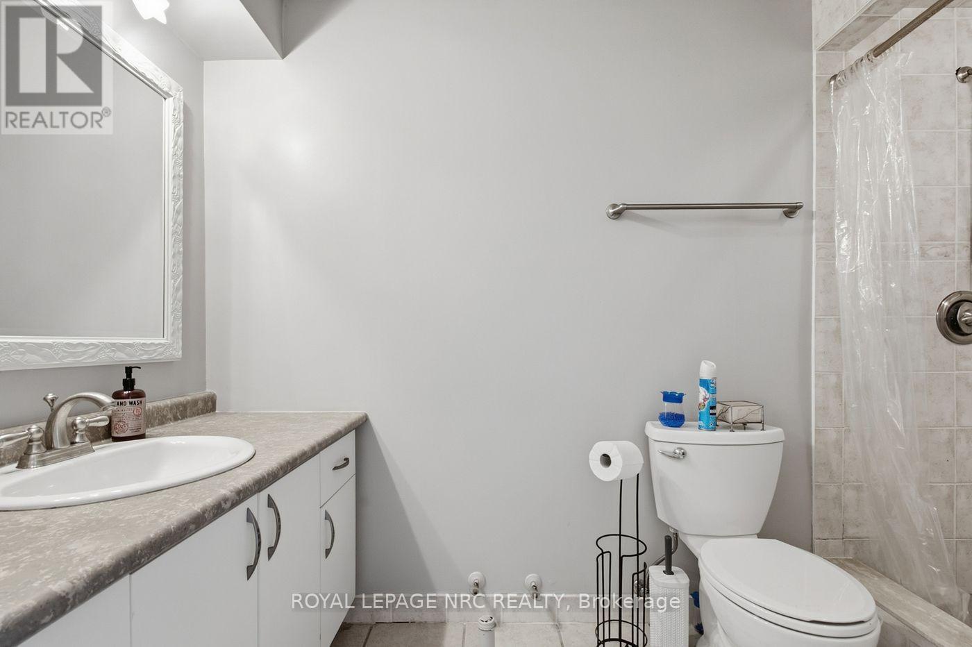 39 West Farmington Drive, St. Catharines, Ontario  L2S 3S3 - Photo 35 - X13791344