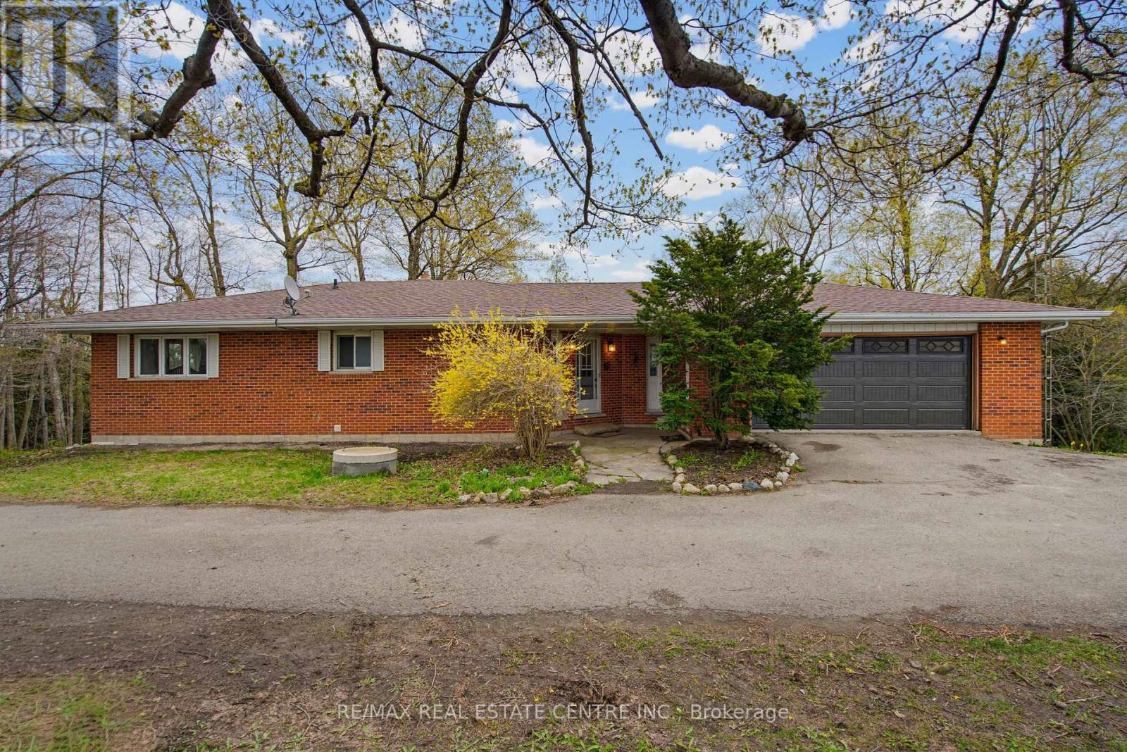 294052 8TH LINE, Amaranth, Ontario