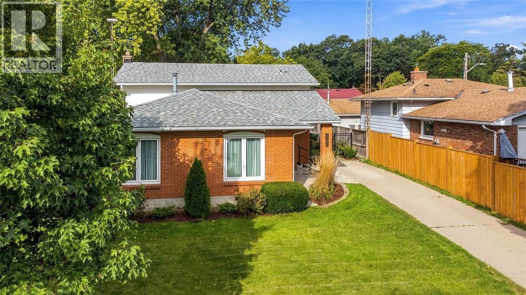 1599 Coventry Court, Sarnia, Ontario  N7S 3X7 - Photo 38 - 26019376