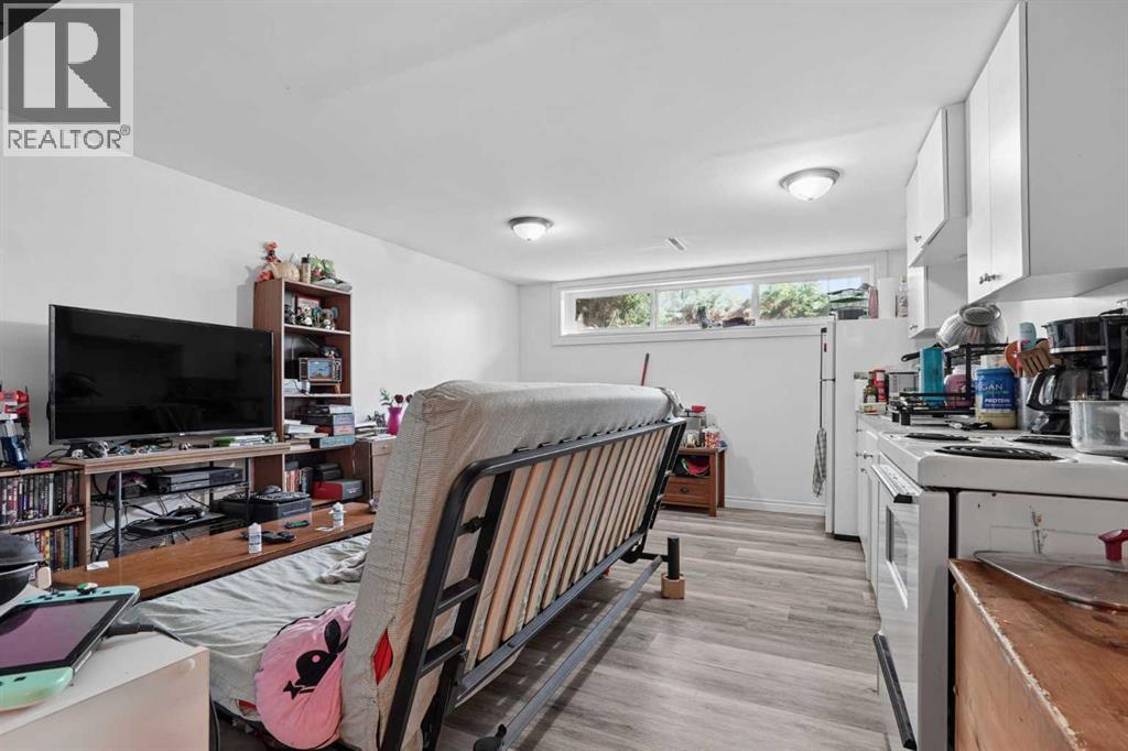 1305 18 Avenue S, Lethbridge, Alberta  T1K 1B6 - Photo 13 - A2342814
