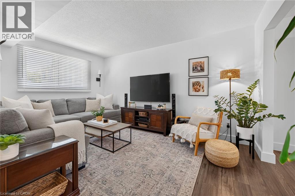 112 Cedar Street, Dunnville, Ontario  N1A 3C7 - Photo 11 - 40863577
