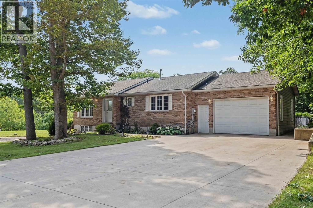 10234 JULIE AVENUE Grand Bend Ontario Canada N0N1M0 3