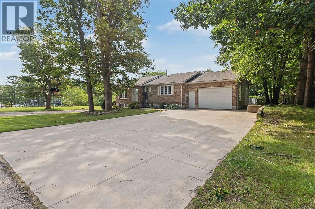 10234 JULIE AVENUE Grand Bend Ontario Canada N0N1M0 2