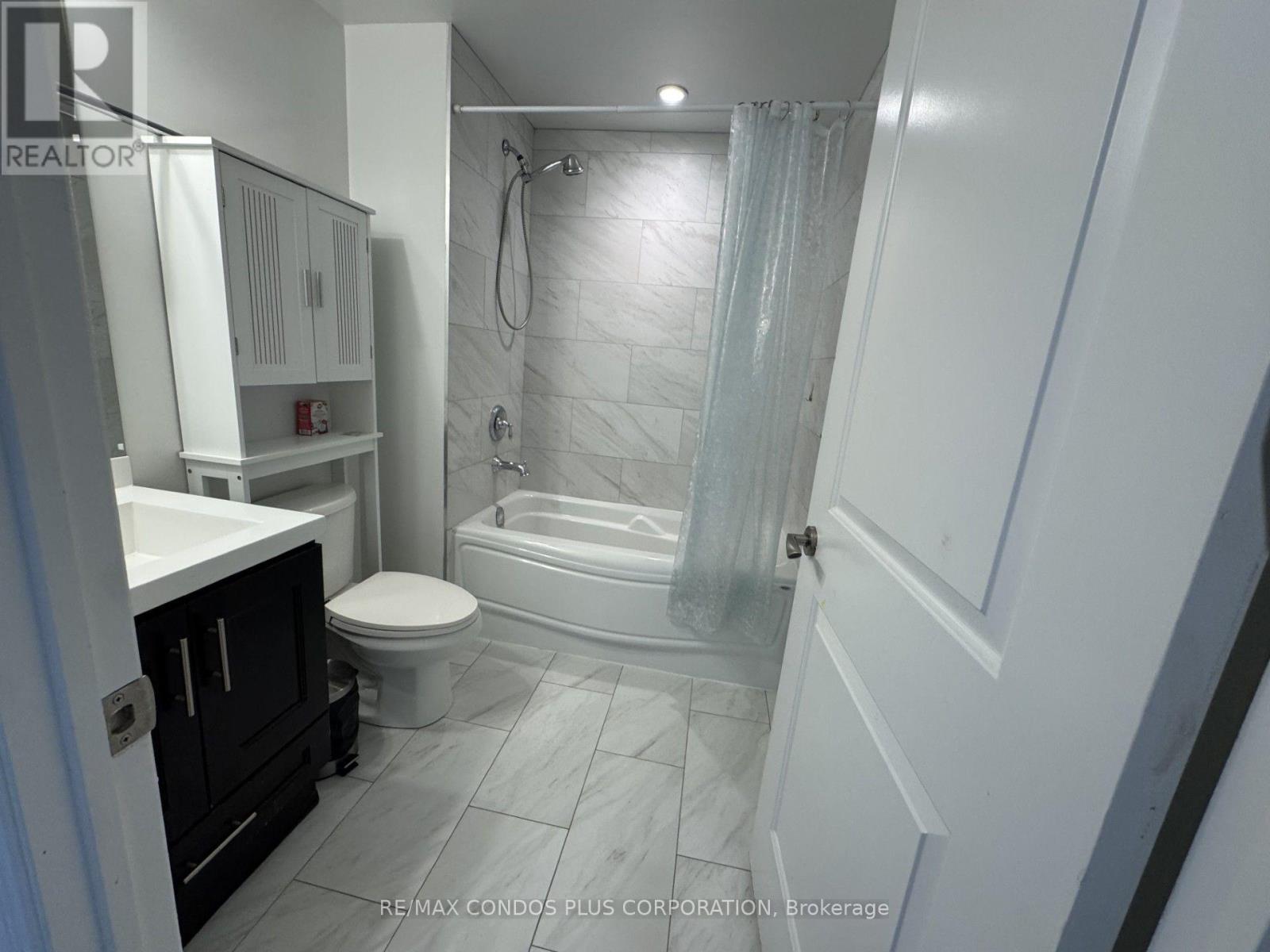 1702 - 38 Cedarland Drive, Markham, Ontario  L6G 1G7 - Photo 8 - N13550628