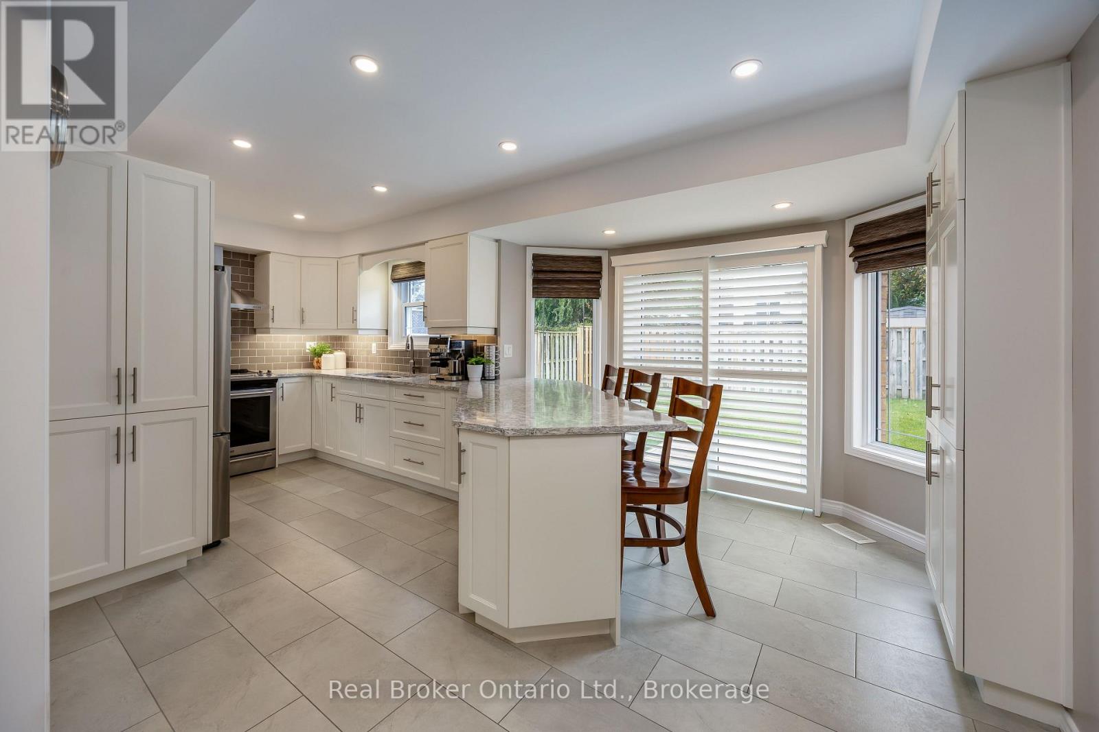 75 Bonathon Crescent, Clarington, Ontario  L1C 5B9 - Photo 7 - E13791822