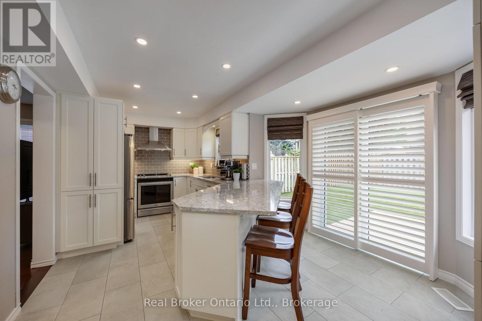 75 Bonathon Crescent, Clarington, Ontario  L1C 5B9 - Photo 8 - E13791822