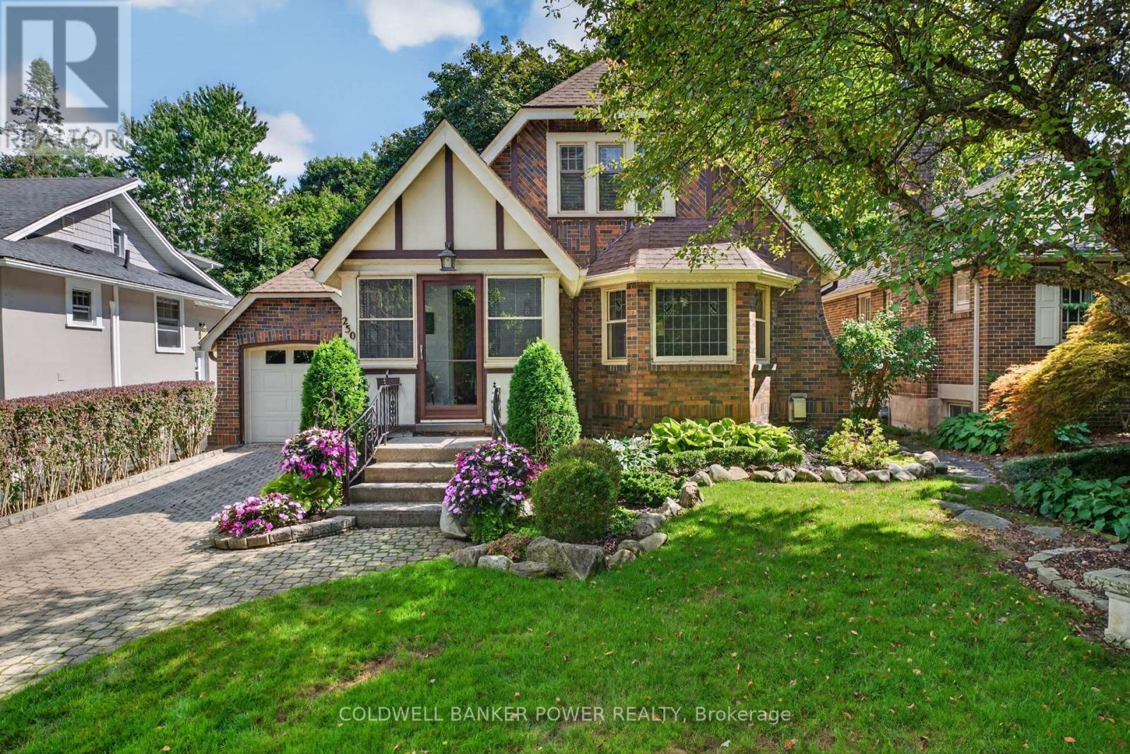 250 Cathcart Street, London South, Ontario  N6C 3N2 - Photo 2 - X13791708