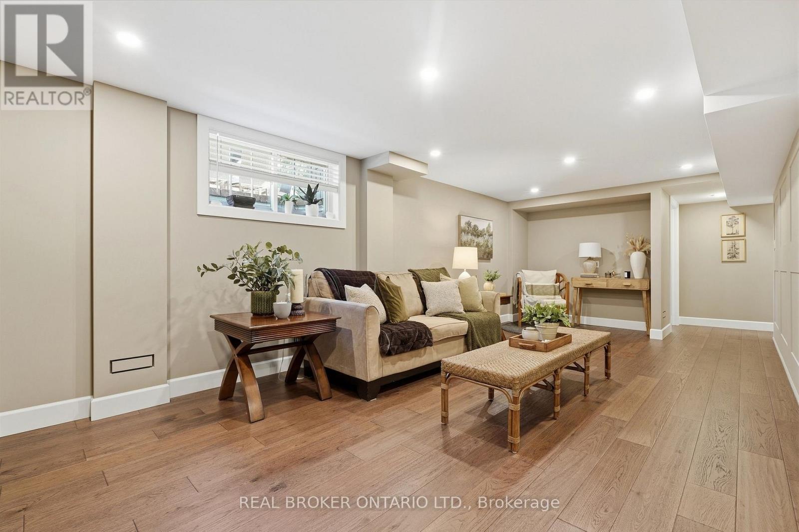 15 Linton Place, Kitchener, Ontario  N2B 2K1 - Photo 26 - X13791712