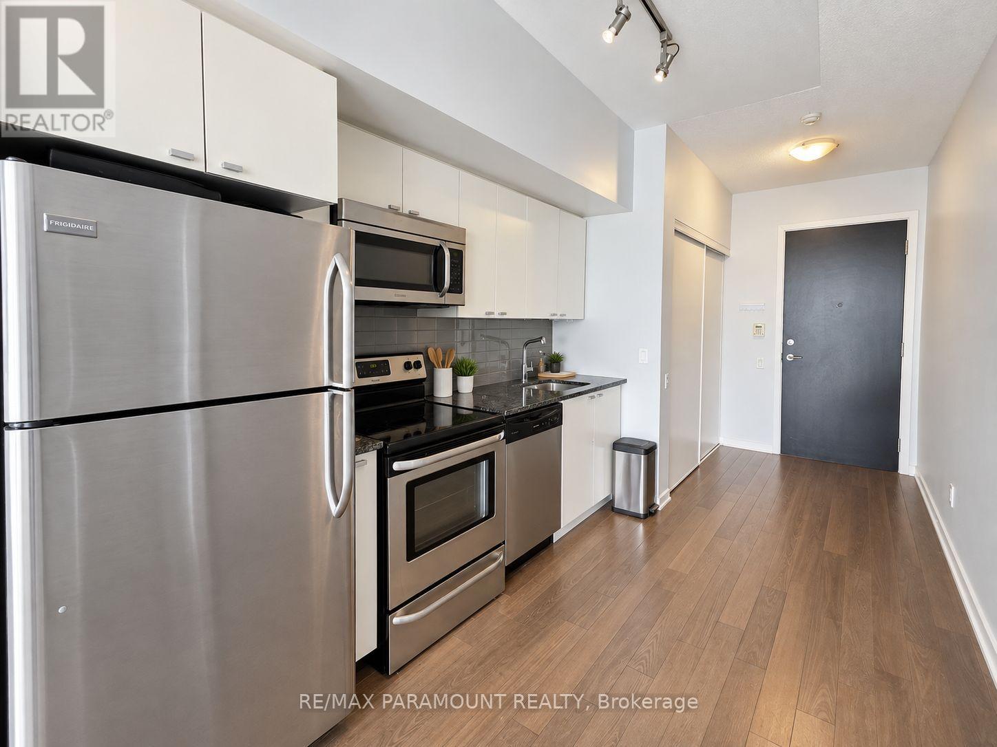 3209 - 105 The Queensway, Toronto, Ontario  M6S 5B5 - Photo 3 - W13747494
