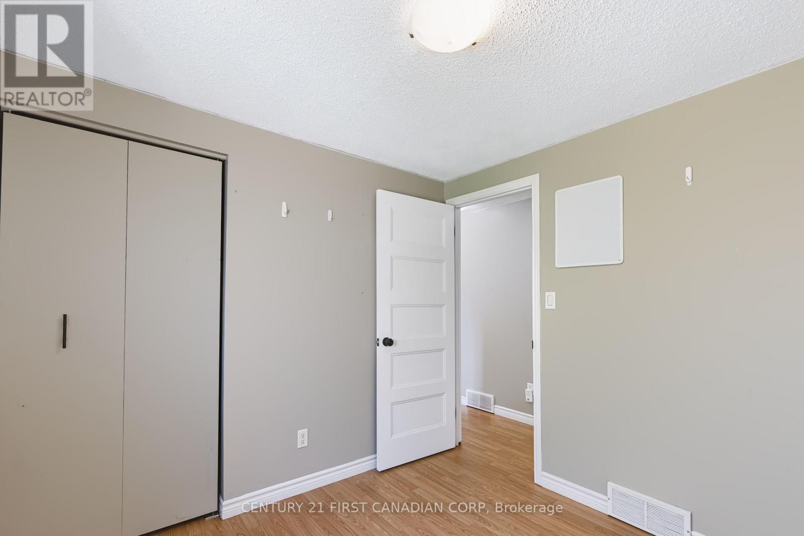 159 Walmer Gardens, London North, Ontario  N6G 4H6 - Photo 33 - X13641426