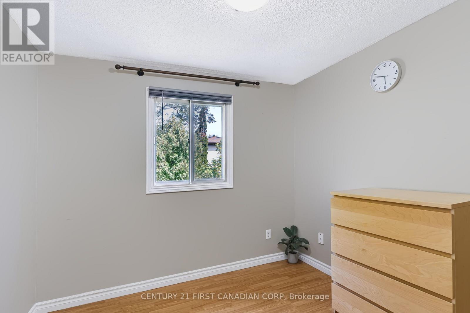 159 Walmer Gardens, London North, Ontario  N6G 4H6 - Photo 34 - X13641426