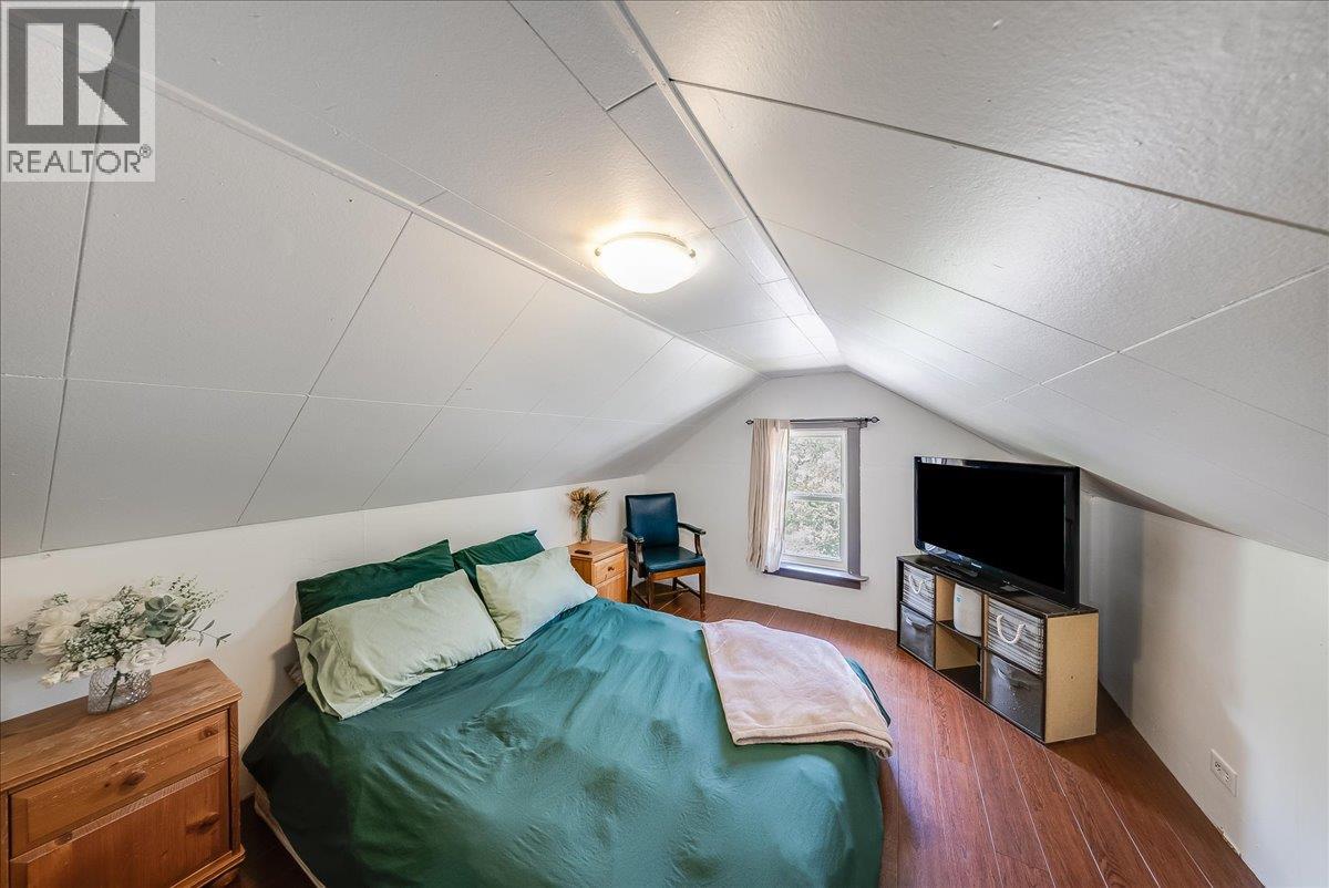 128 Haig Street, Warfield, British Columbia  V1R 2L9 - Photo 22 - 10400953
