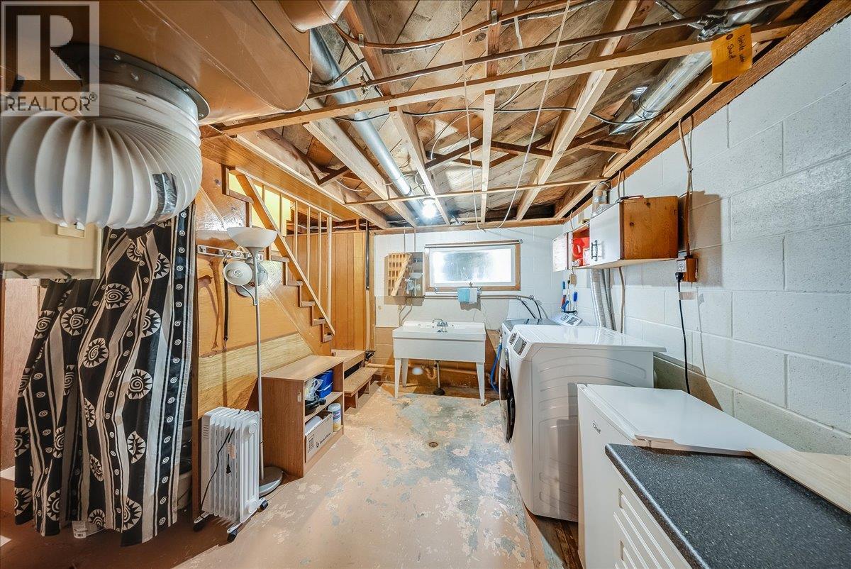 128 Haig Street, Warfield, British Columbia  V1R 2L9 - Photo 28 - 10400953