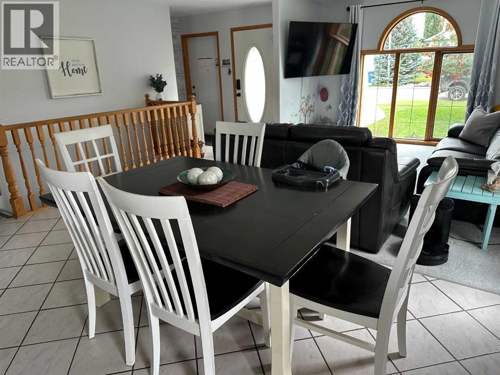 8 Westpoint Drive, Didsbury, Alberta  T0M 0W0 - Photo 11 - A2345427