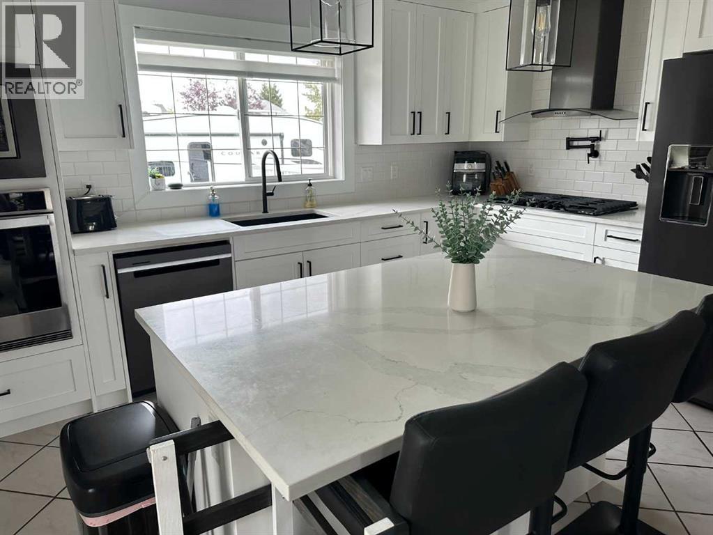 8 Westpoint Drive, Didsbury, Alberta  T0M 0W0 - Photo 5 - A2345427
