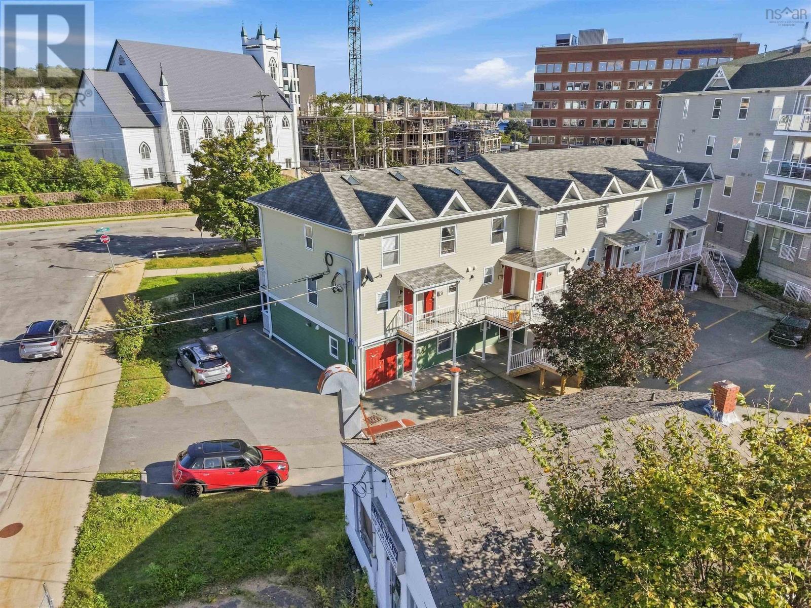 104 52 Irishtown Road, Dartmouth, Nova Scotia  B2W 2W9 - Photo 1 - 202623225