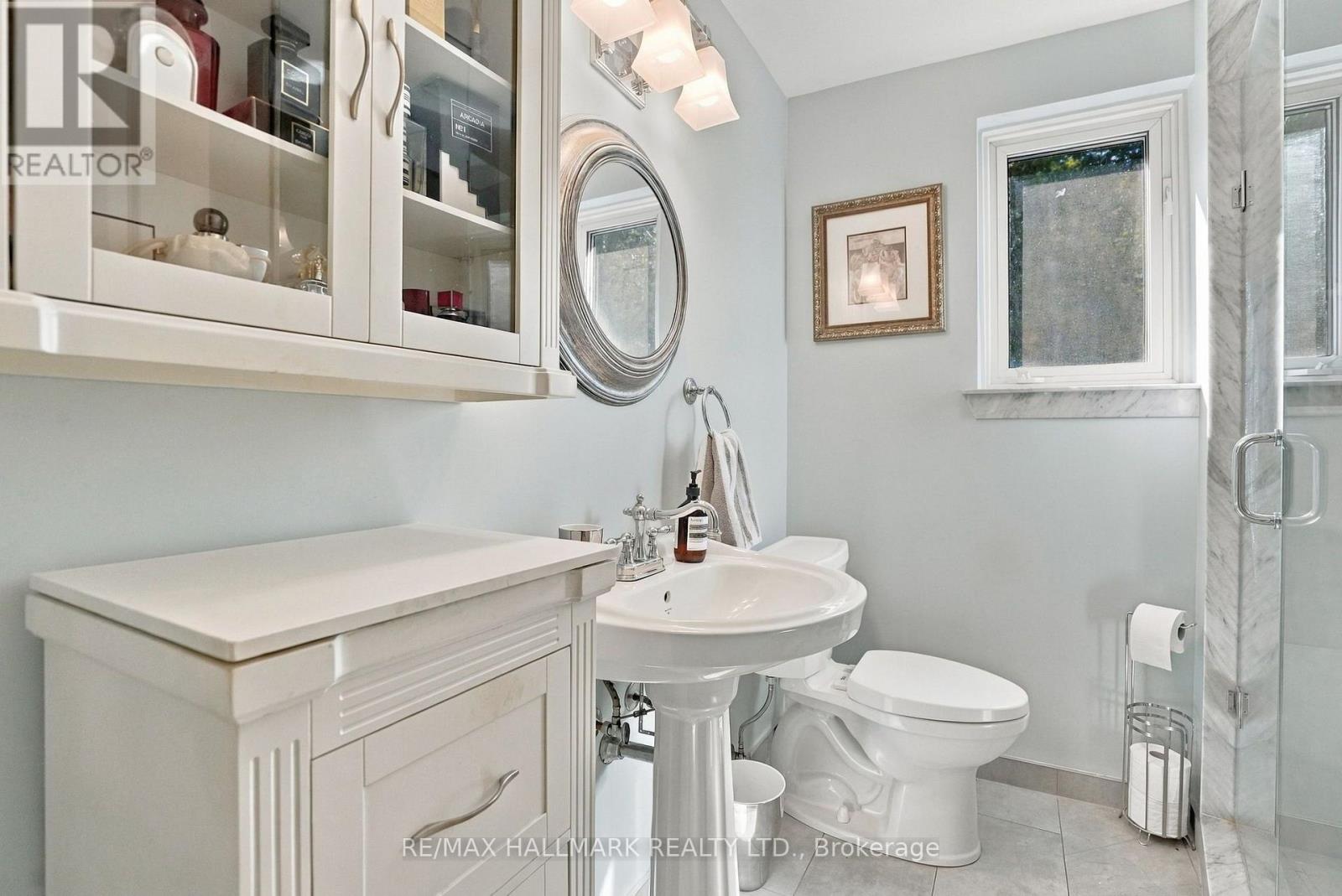 77 Glen Davis Crescent, Toronto, Ontario  M4E 1X7 - Photo 40 - E13791780