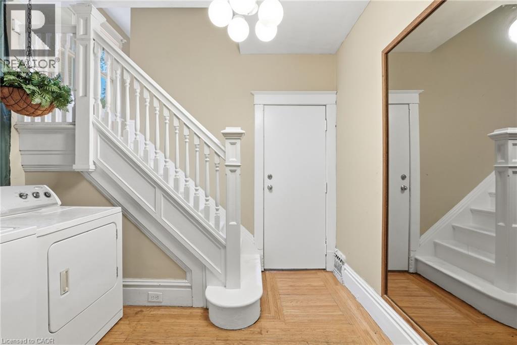 63 Melrose Avenue S, Hamilton, Ontario  L8M 2Y4 - Photo 4 - 40859911