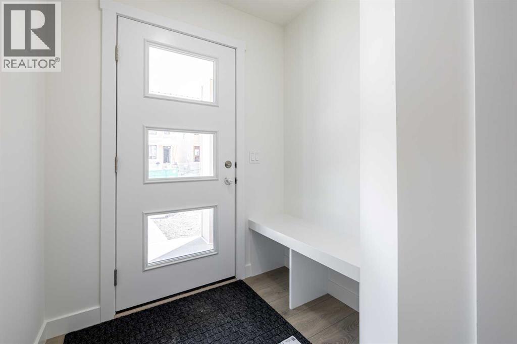 11 Tillotson Loop, Okotoks, Alberta  T1S 4S8 - Photo 2 - A2345828