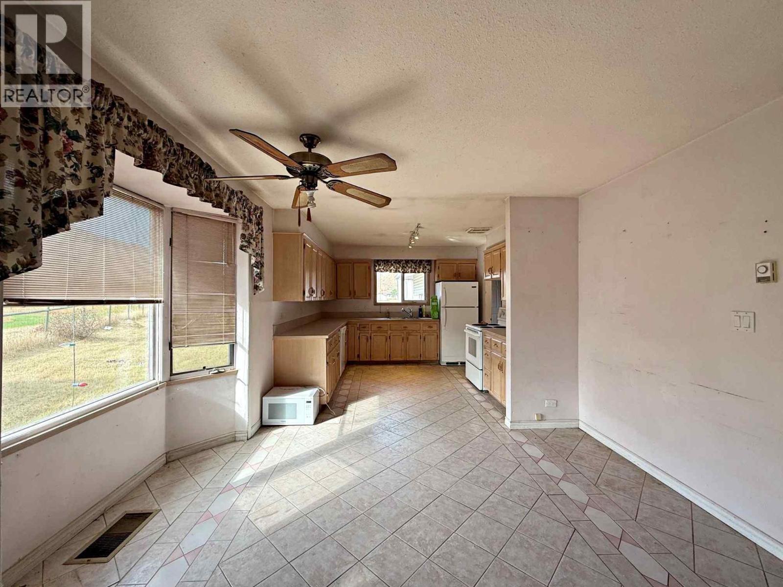 733 Fortune Road Barriere Photo 5 733 Fortune Road Barriere Photo 5