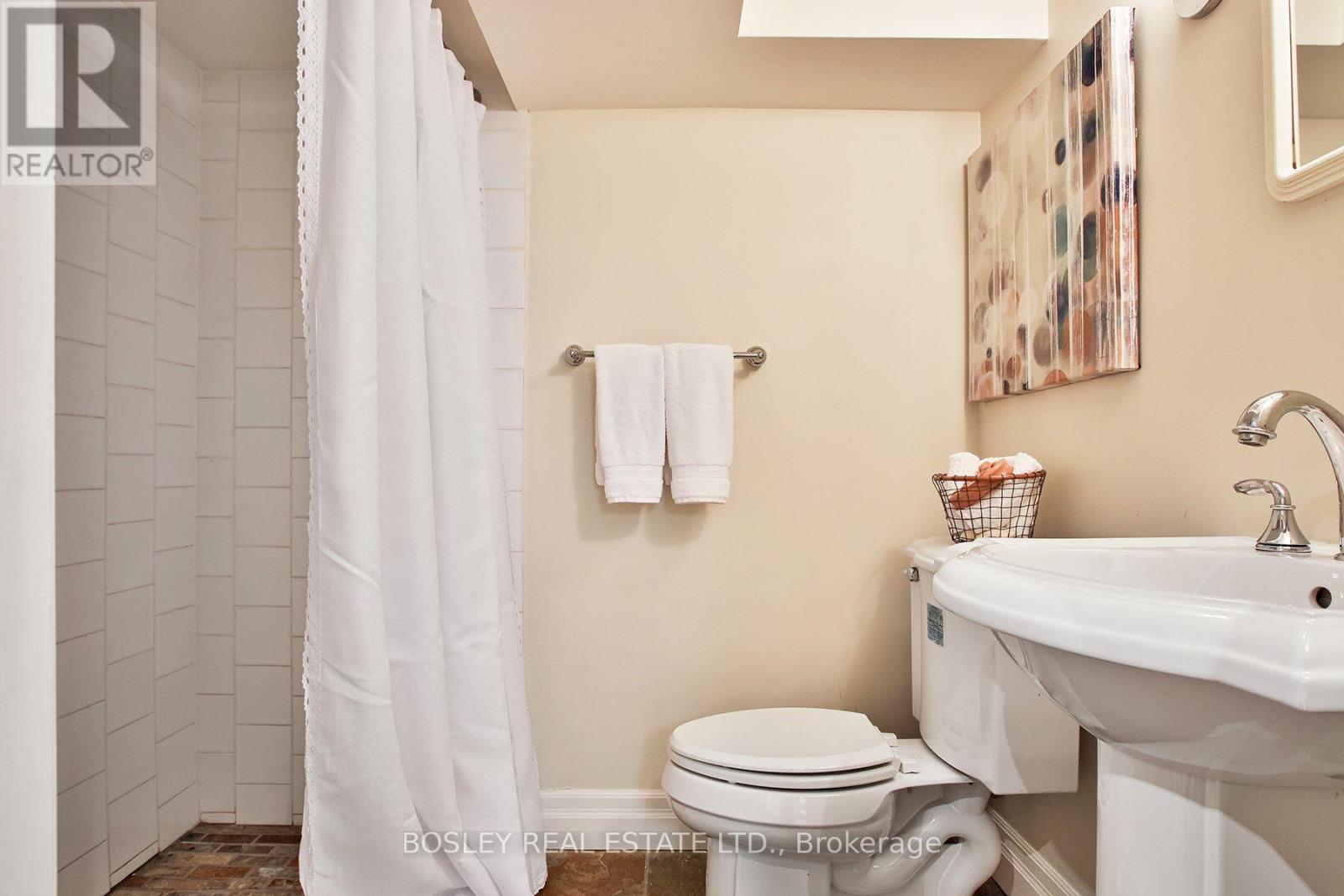 34 Edgecombe Avenue, Toronto, Ontario  M5M 2X2 - Photo 36 - C13780622