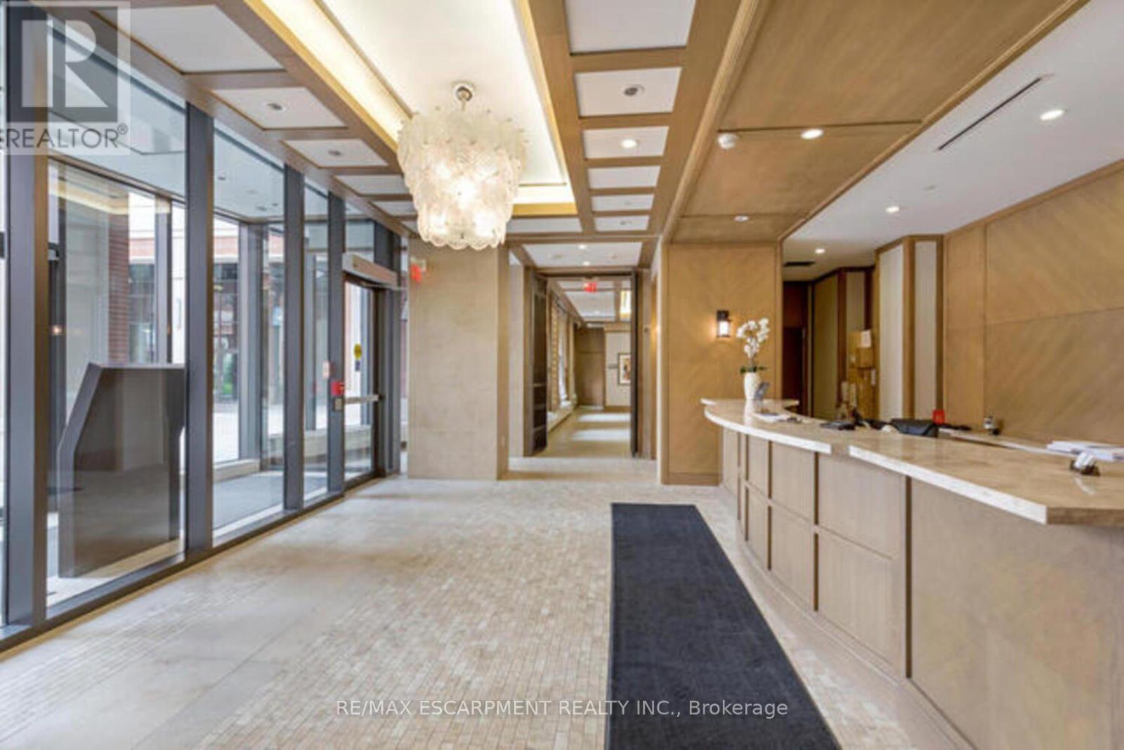 606 - 830 Lawrence Avenue, Toronto (Yorkdale-Glen Park), Ontario  M6A 1C3 - Photo 3 - W13791682
