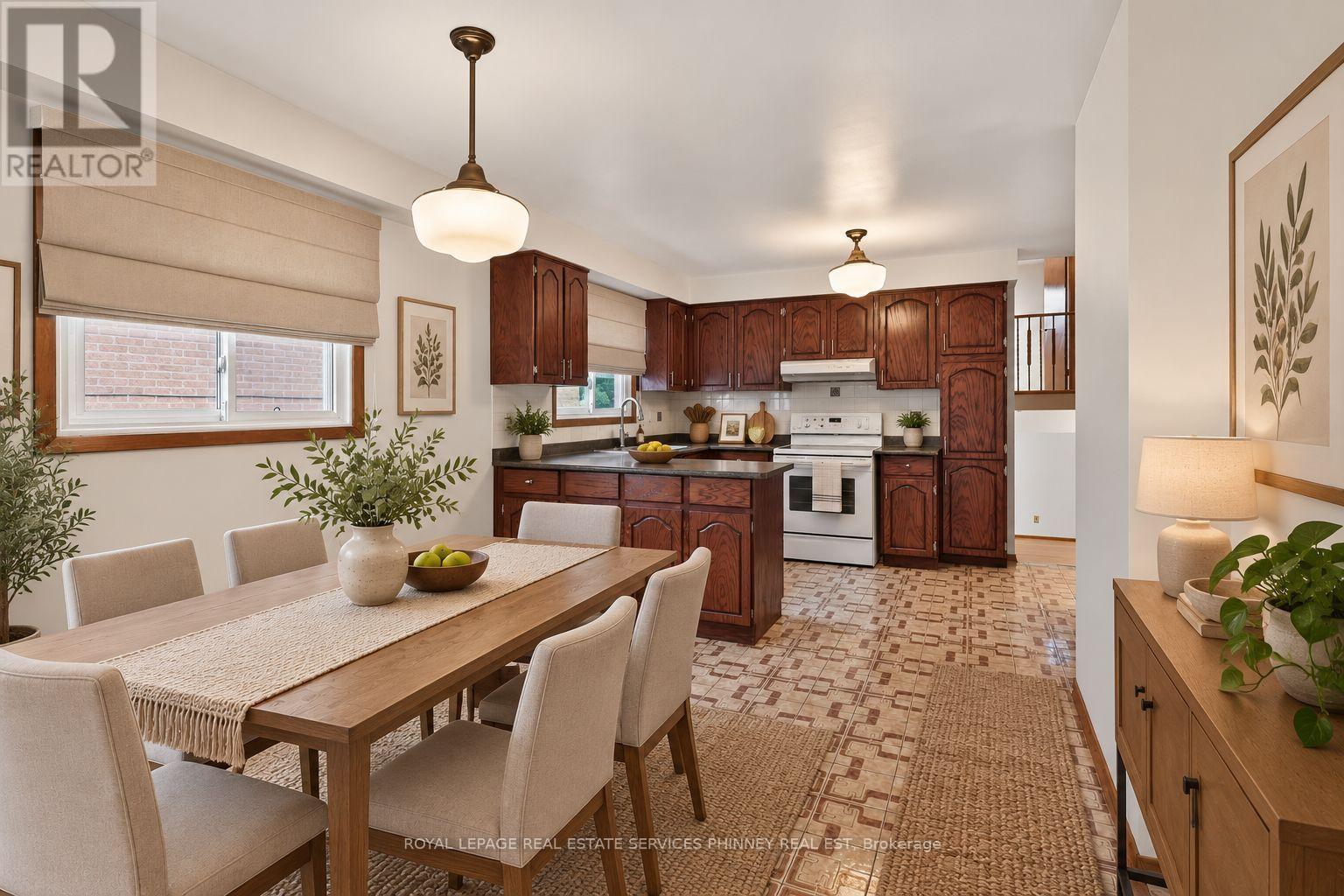 1633 Warren Drive, Mississauga (Rathwood), Ontario  L4W 2X1 - Photo 6 - W13791768