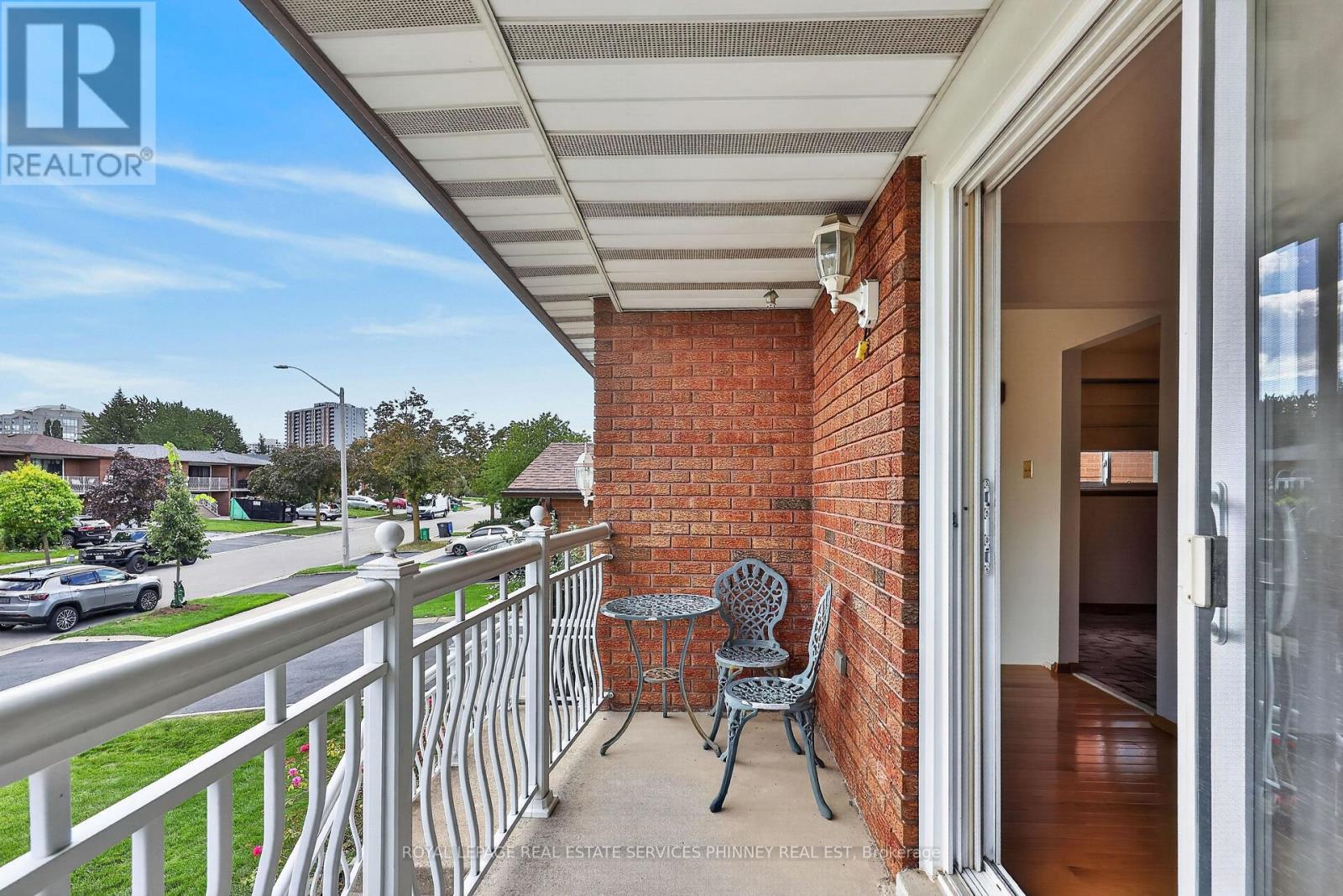 1633 Warren Drive, Mississauga (Rathwood), Ontario  L4W 2X1 - Photo 9 - W13791768
