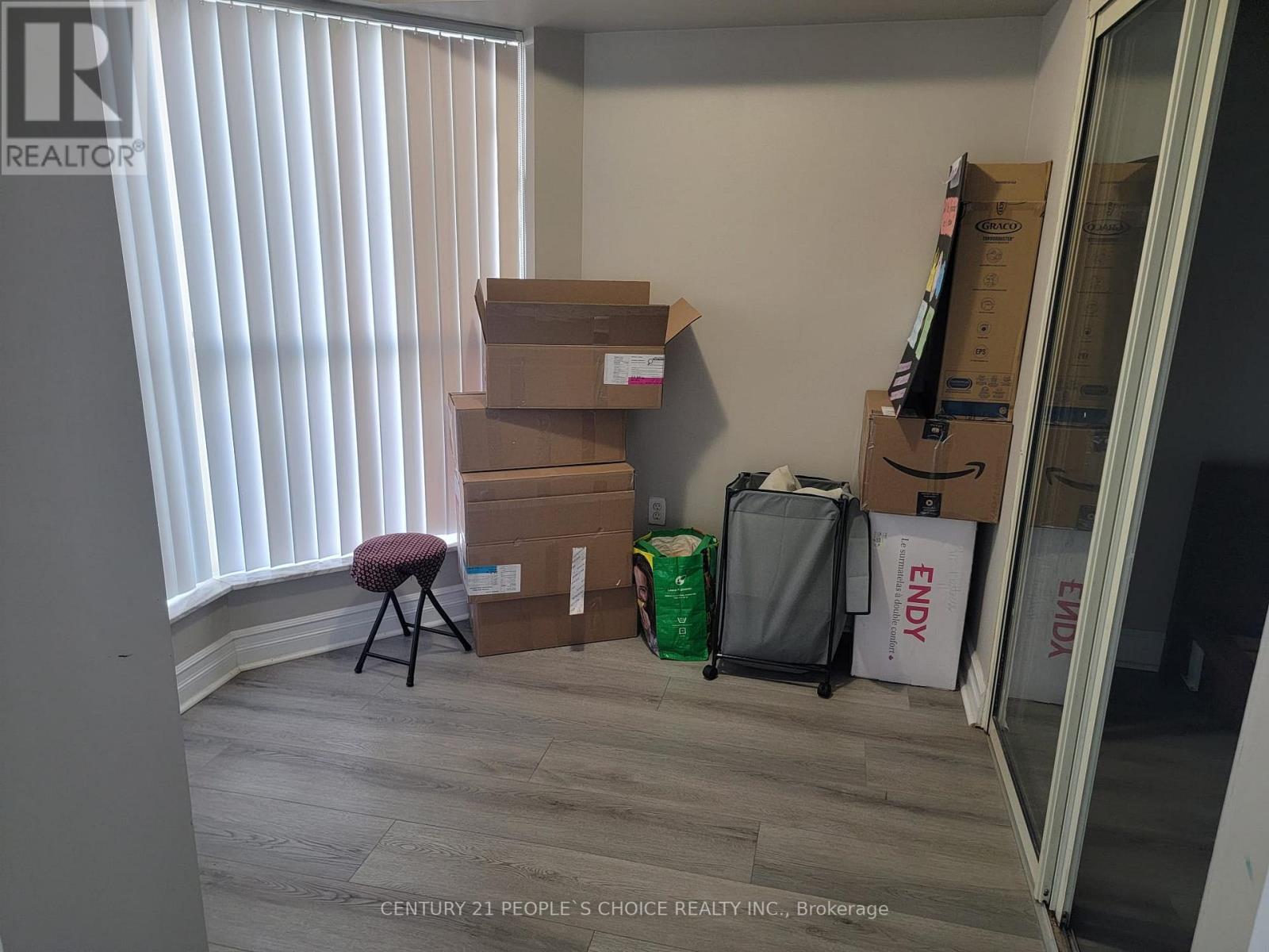 1601 - 335 Webb Drive, Mississauga, Ontario  L5B 4A1 - Photo 10 - W13791782